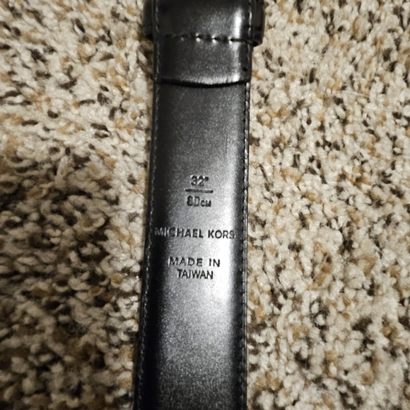 Michael Kors belt - Picture 5 of 6